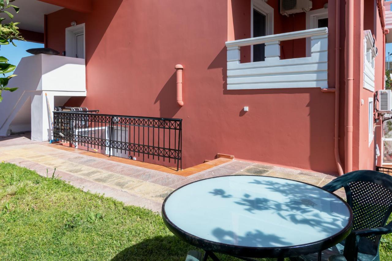 Bona'S Guest House Ajá Kültér fotó
